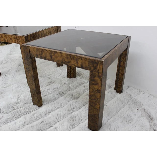 Mid Century Modern pair of end tables with glass tops For Sale - Image 5 of 10