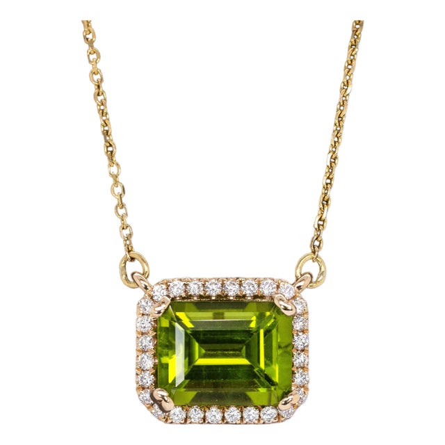 2.3cts Peridot Necklace W Natural Diamond Halo: 14k Solid Gold, Attached Chain For Sale