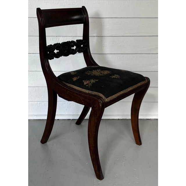 Antique Early 19th Century American Empire Classical New York Sabre Leg Mahogany Side Chair For Sale - Image 10 of 13