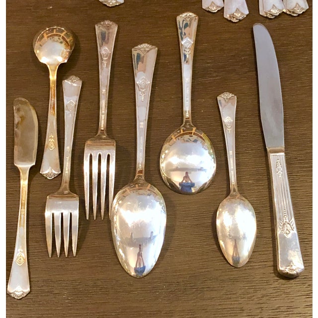 Vintage 1930 S Art Deco Wm Rogers Sectional Guild Aka Cadence Silver Plate Flatware With Chest 52 Piece Set Chairish