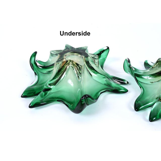 Pair of Green and Pink Amorphic Botanical Floral Murano Glass Dishes For Sale - Image 6 of 7