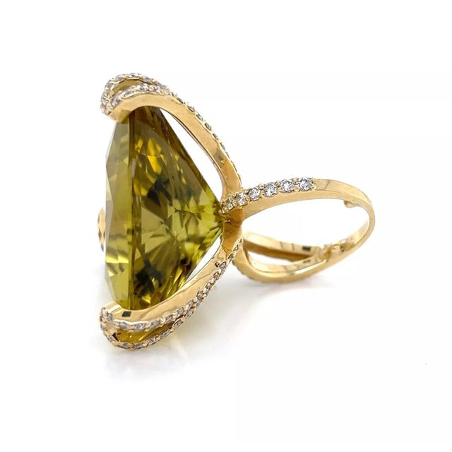 Gold Lime Quartz & Diamond 18k Yellow Gold Large Ring, Size 3 For Sale - Image 8 of 11