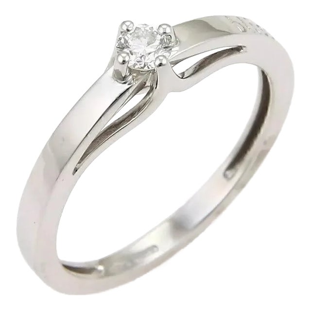 Bliss by Damiani Kate Solitaire Diamond 18k White Gold Ring For Sale