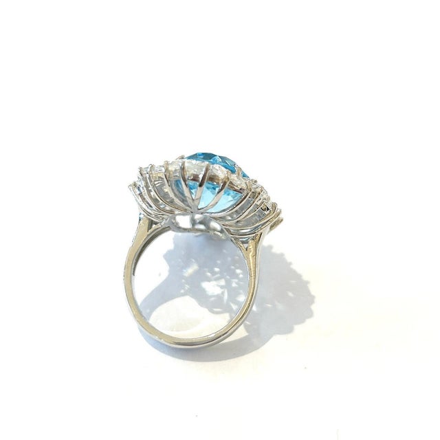 Bochic “Orient” Art Deco Blue Topaz and White Topaz Set 18K Gold&Silver, Size 7 For Sale - Image 9 of 12
