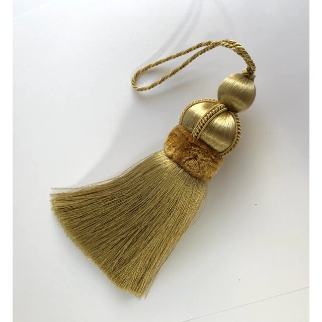 Gold Key Tassel With Cut Velvet Ruche For Sale In New York - Image 6 of 9