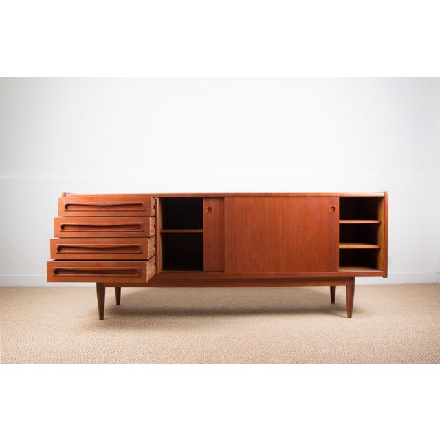 1960s Danish Teak Sideboard by Johannes Andersen for Skaaning Mobelfabrik, 1960 For Sale - Image 5 of 18