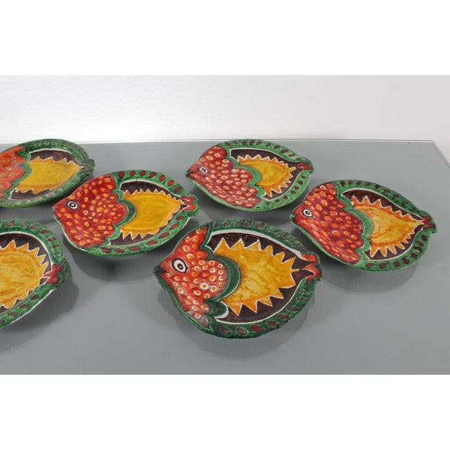 Mid-Century Glazed Ceramic Fish Plates from from De Simone, Italy, 1960s, Set of 7 For Sale - Image 4 of 12
