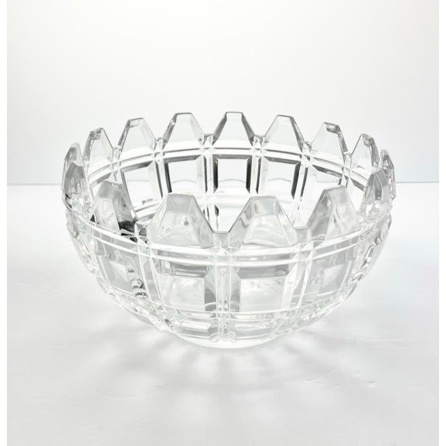 Contemporary Geometric Large Crystal Serving Centerpiece Decorative Bowl 9” Excellent condition. No chips, cracks, or...