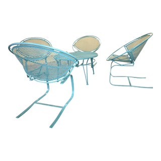 Mid 20th Century Four Maurizio Tempestini for Salterini “Radar Sta-Out” Lounge Chairs With Table, Attributed For Sale