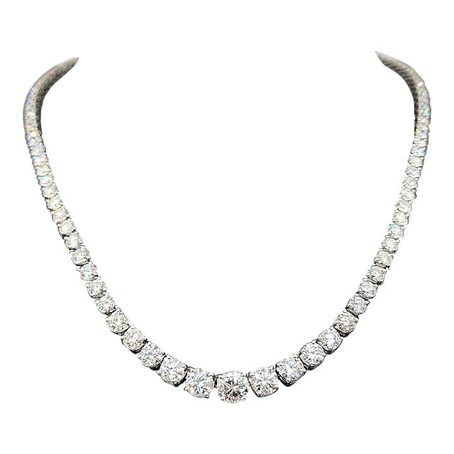 17.54 Ct Riviera Graduated Diamond Necklace - Platinum For Sale