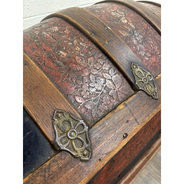 Antique Victorian Dome Top Embossed Immigrant Trunk Steamer Trunk For Sale In Kansas City - Image 6 of 18