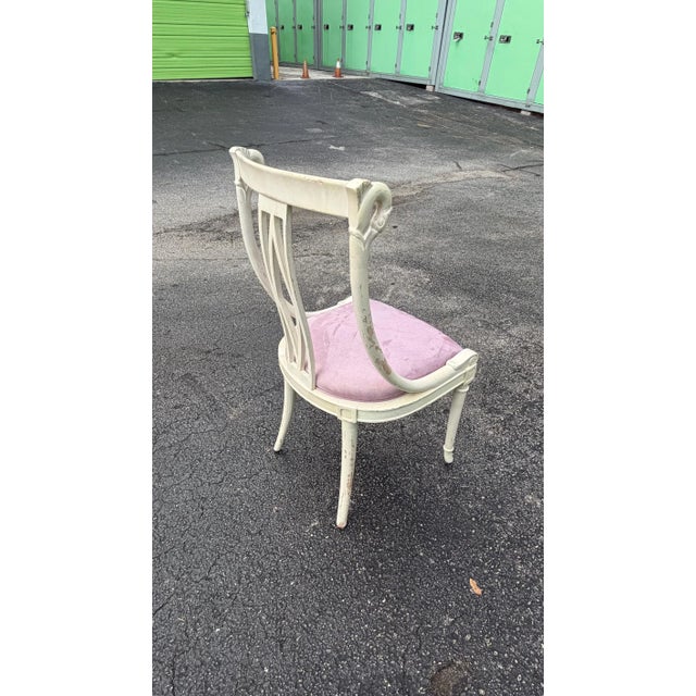 1970s Pair of Cream Color Carved Wood Swan Chairs by Lambert For Sale - Image 4 of 7