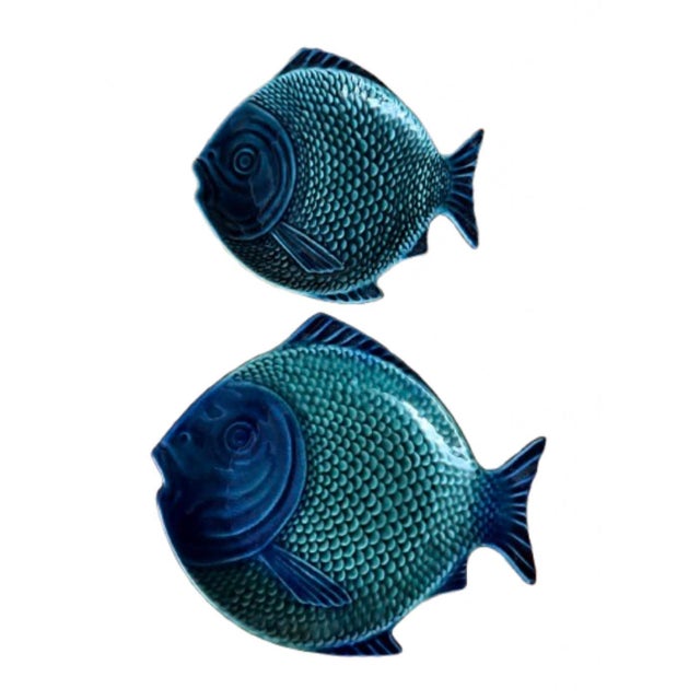 Rustic European Vintage Portuguese Majolica Olfaire Fish Shaped Serving Dishes. Set of 6 For Sale - Image 3 of 10