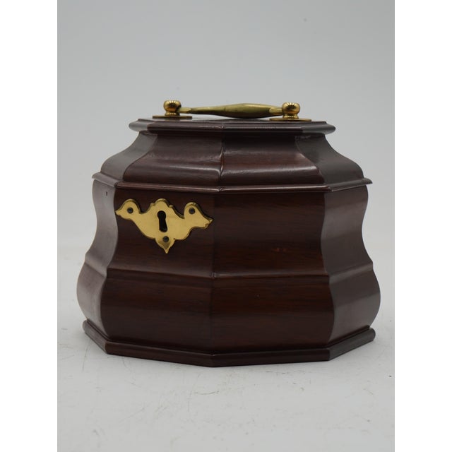 Age: Approx: 30 Years Old Details: Colonial Williamsburg Mahogany High Quality Construction 18 C. Design Traditional Style...