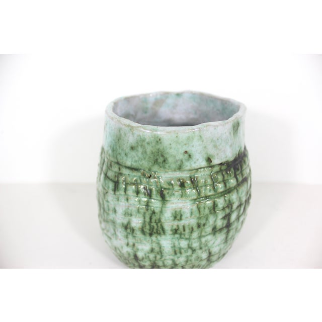 1970s Vintage Textured Green Pottery Vase For Sale - Image 5 of 12