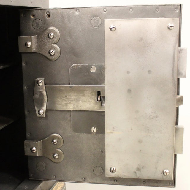 Metal Safe in Iron and Wood For Sale - Image 7 of 15