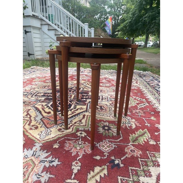 Mid-Century Modern MCM Stacking Tables- Set of Three. For Sale - Image 3 of 9