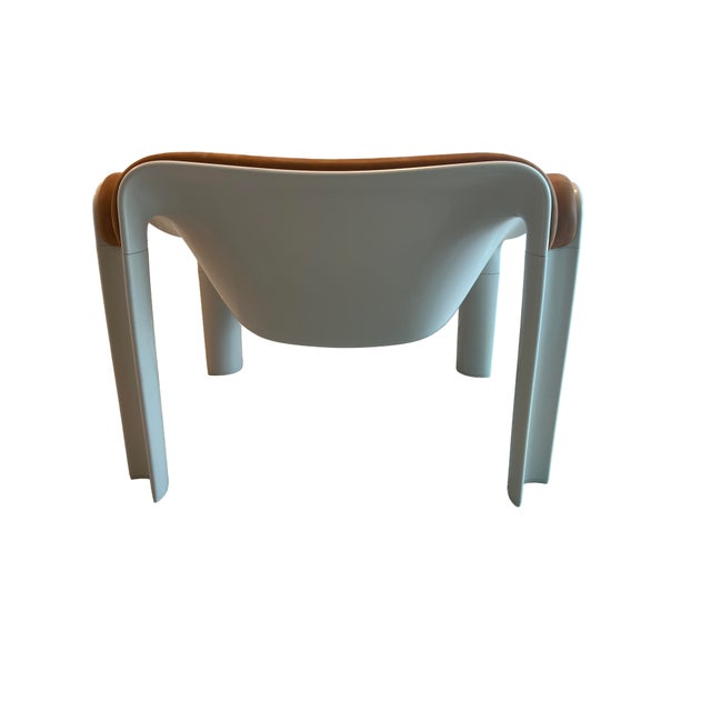 1960s Gubi F300 Lounge Chair — Pierre Paulin, Current Production For Sale In Miami - Image 6 of 7