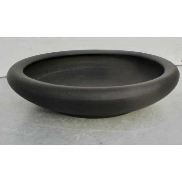 Basalt Wedgewood Low Bowl/ Gardenia Bowl For Sale In New York - Image 6 of 8