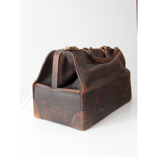 Farmhouse Early 20th Century Medical Travel Bag For Sale - Image 3 of 16