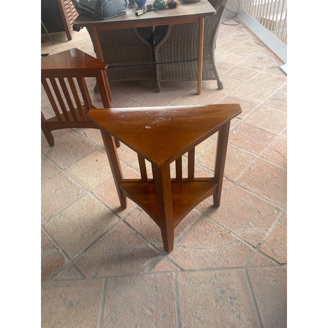 Mission Style Solid Cherry Ethan Allen American Impressions Corner Tables – Pair For Sale In Santa Fe - Image 6 of 8