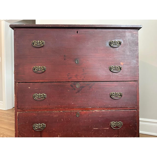 Maroon Early American Pine Large Mule Chest W/ Lift Top For Sale - Image 8 of 12