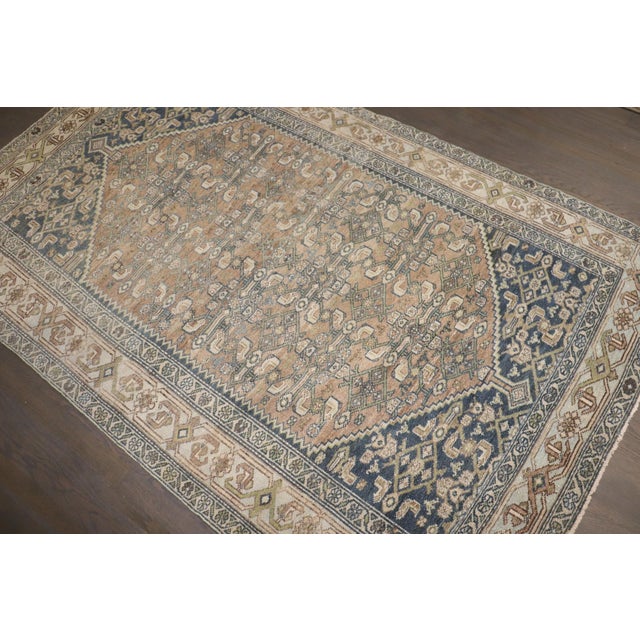 Textile Vintage Persian Hamedanrug no. j5181 For Sale - Image 7 of 7