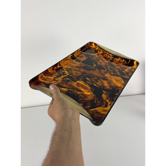 Guzzini Mid-Century Modern Serving Tray in Acrylic and Brass, Italy, 1970s For Sale - Image 4 of 8