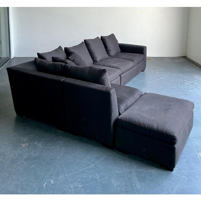 This vintage modular sectional sofa by Ralph Lauren exemplifies the brand’s hallmark balance of timeless sophistication...