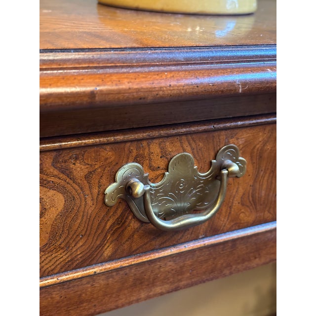 1980s Vintage Queen Anne Burl Wood Console Table With Drawers For Sale - Image 5 of 5