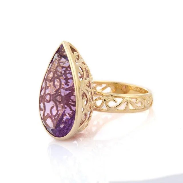 Purple Amethyst Cocktail Ring Size 7, 18.2ct Pear Cut in 14k Gold by VRJewels For Sale - Image 8 of 16