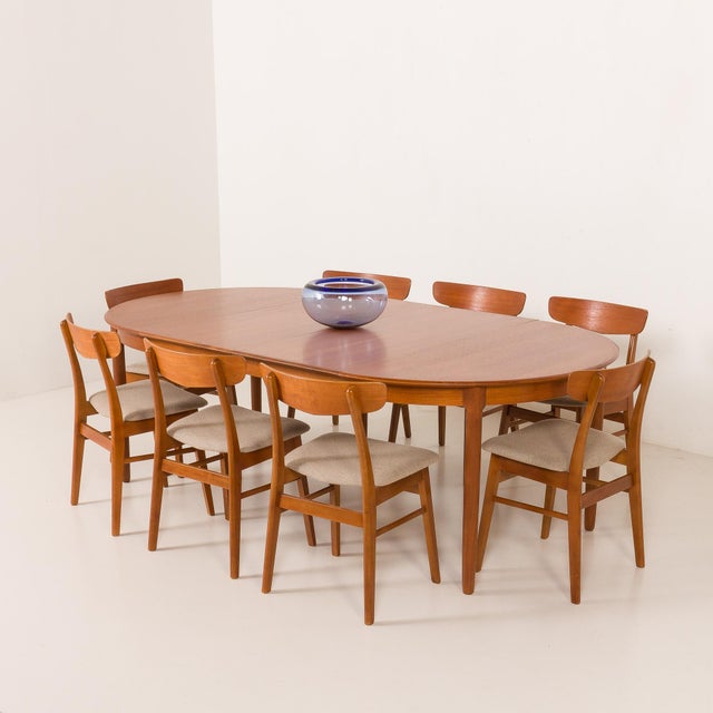 Scandinavian Round Extendable Table in Teak attributed to AB Möbelfabriken Linden, Horda, 1960s For Sale - Image 16 of 16
