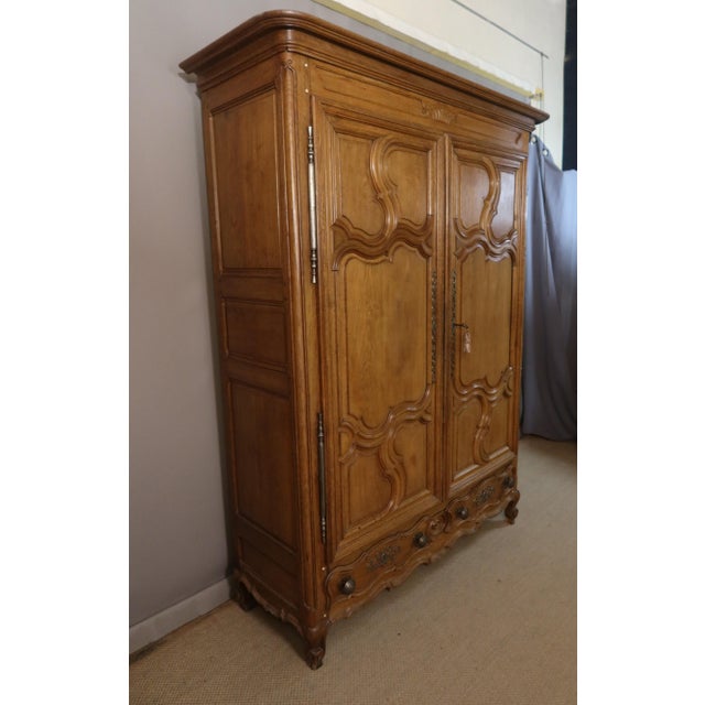 18th Century Wardrobe in Oak For Sale - Image 10 of 14