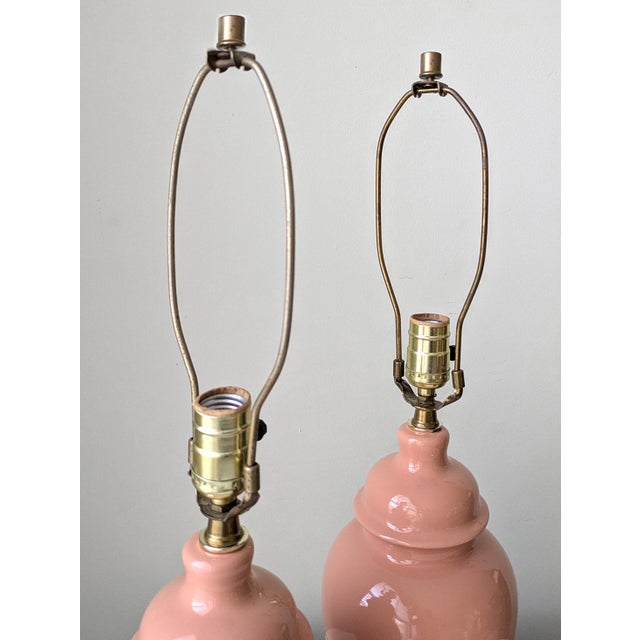 Late 20th Century Hollywood Regency Ceramic Ginger Jar Lamps, a Pair For Sale - Image 4 of 6