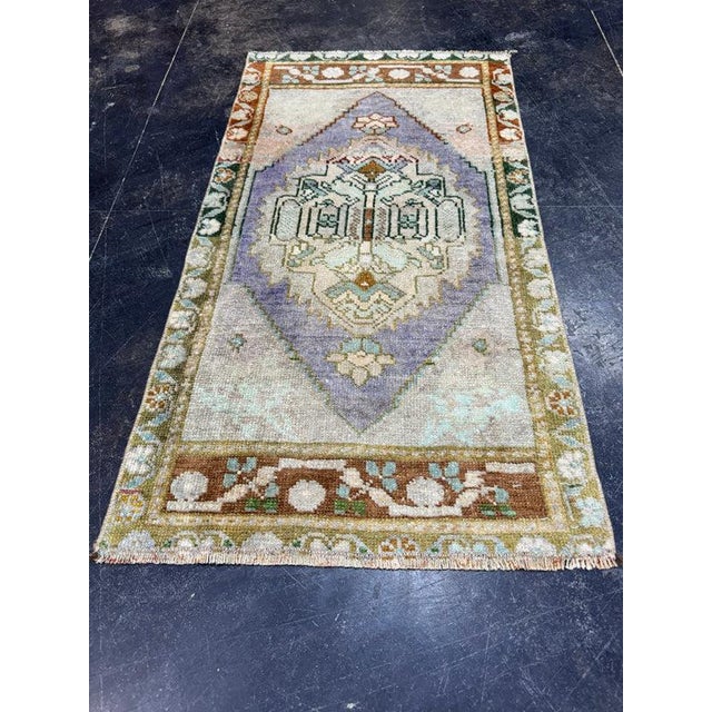 Turkish Yastik Rug 1'9" x 3'4" For Sale - Image 4 of 5