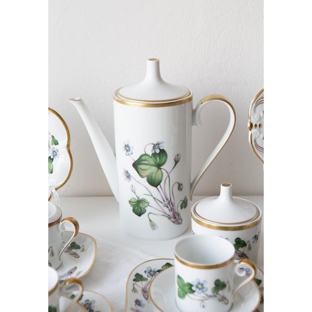 Swedish Anemone Hepatica Porcelain Coffee and Dessert Set for 12 from Hackefors, 1970s, Set of 49 For Sale - Image 3 of 12