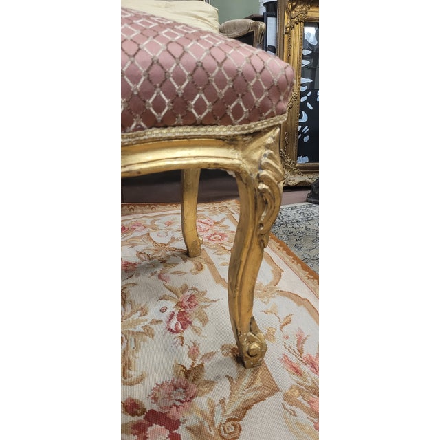 Wood 1950s Beautiful Gilt Wood French Upholstered Window Bench For Sale - Image 7 of 12