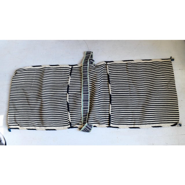 Contemporary Early 20th Century Peruvian Hand-Woven Black and White Striped Wool Saddle Bag Large For Sale - Image 3 of 6