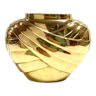 Vintage Hollywood Regency Solid Brass Vase – Art Deco Style Brass Vessel For Sale