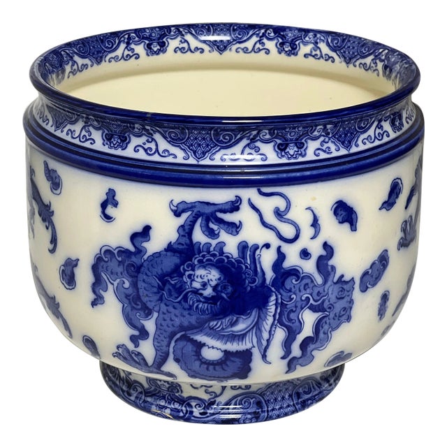 Early 20th Century Royal Doulton 'Oyama' Pattern Flow Blue and White Porcelain Jardiniere For Sale