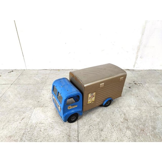 Vintage Tin Toy Car from Tri-Ang, 1950s For Sale - Image 3 of 9