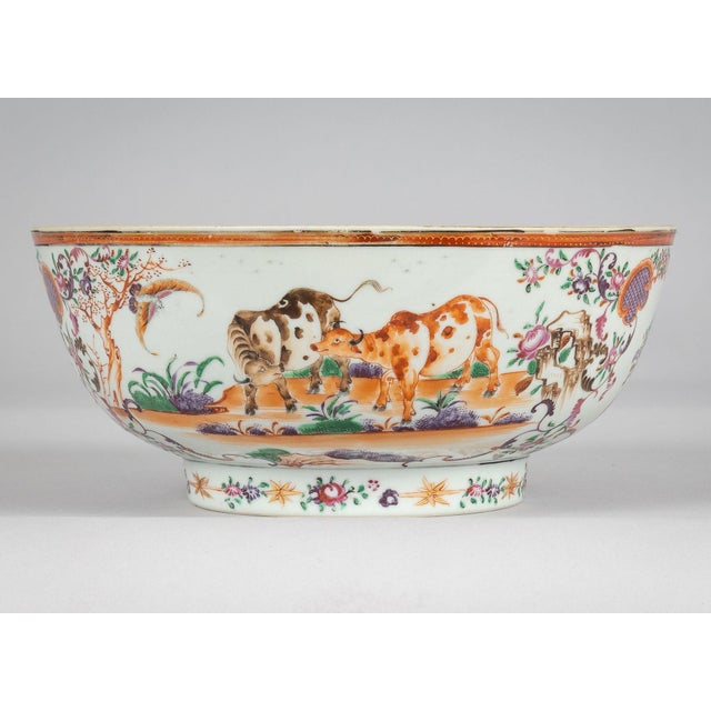 Ceramic 18th Century Chinese Qing Dynasty Famille Rose Bowl For Sale - Image 7 of 9