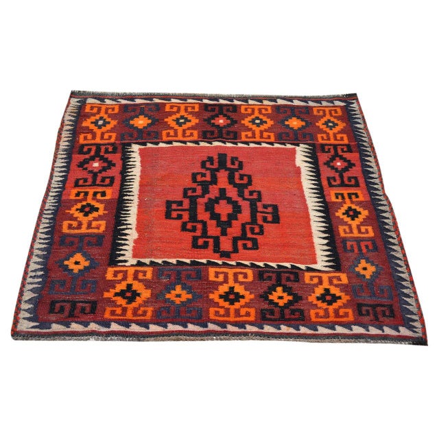 Flatweaved with care using traditional rug-making techniques, this wool rug blends timeless craftsmanship with a modern...