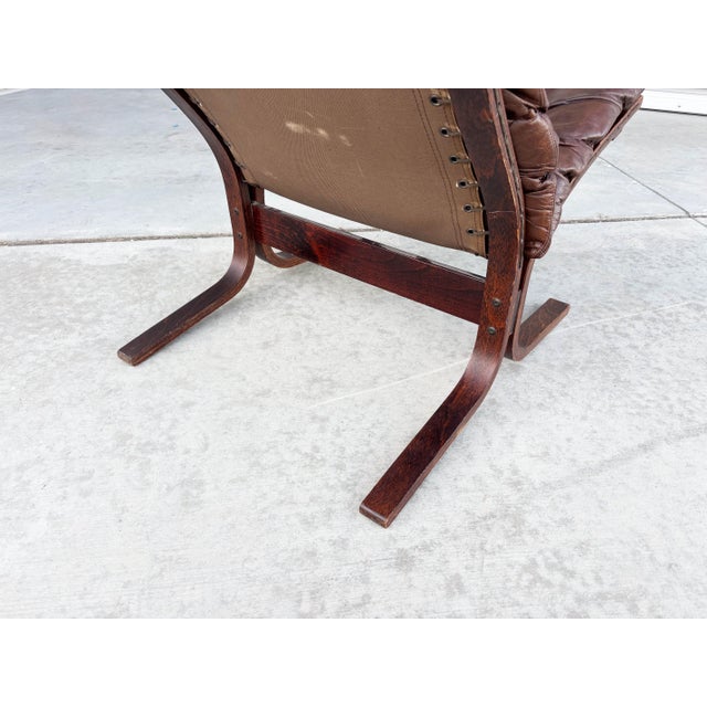 1960s Danish Modern "Siesta" Lounge Chair and Ottoman Attributed to Westnofa For Sale - Image 12 of 16