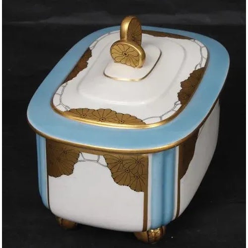20th century 30`s. Kuznetsov porcelain factory. Porcelain, gilding, painting. Height 15.7 cm, length 20.5 cm, width 13 cm.