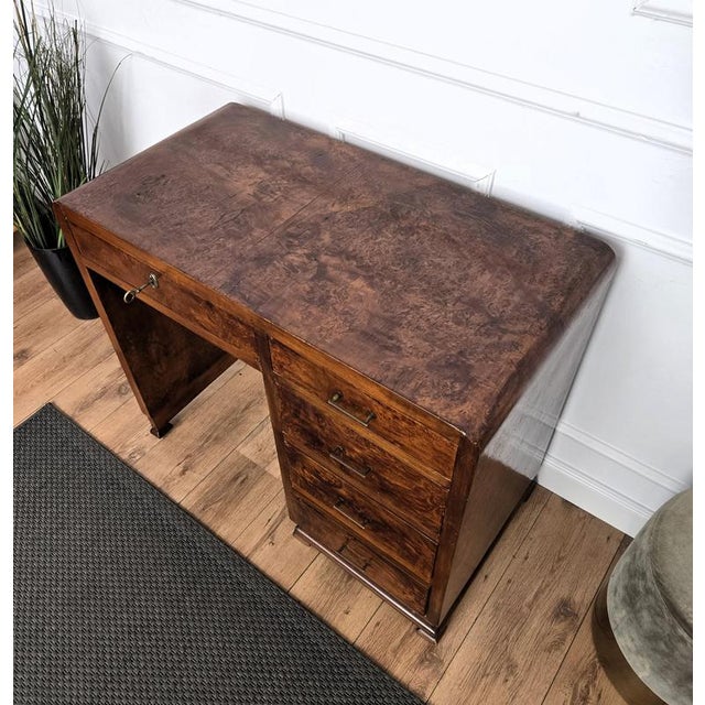 Vintage Art Deco Italian Waterfall Desk in Walnut by Paolo Buffa, 1940s For Sale - Image 6 of 9
