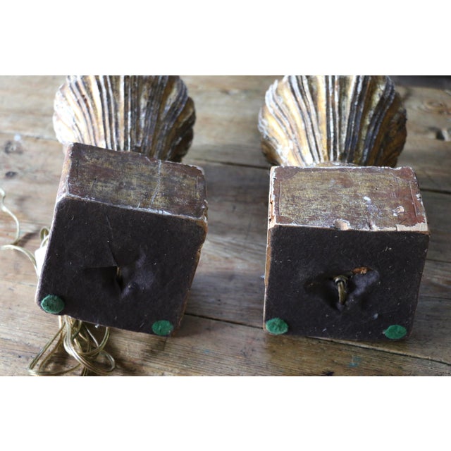 Italian Pair of Carved Wood Gilt Table Lamps With Fluted Urn Bases For Sale - Image 16 of 18