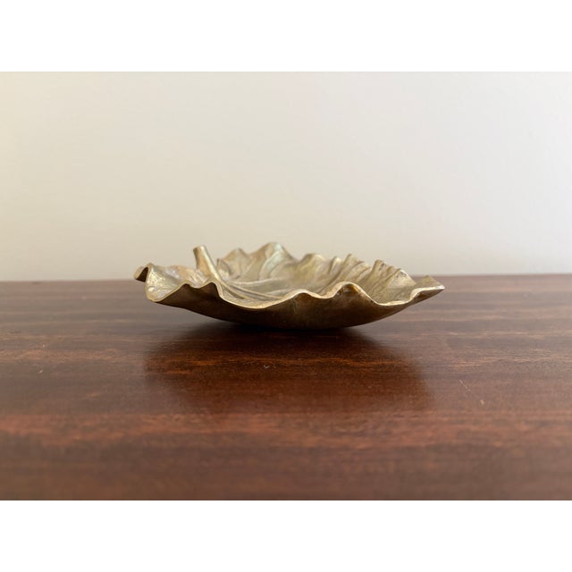 Brass Mid-Century Virginia Metalcrafters Cast Brass Rhubarb Leaf Catchall For Sale - Image 8 of 11