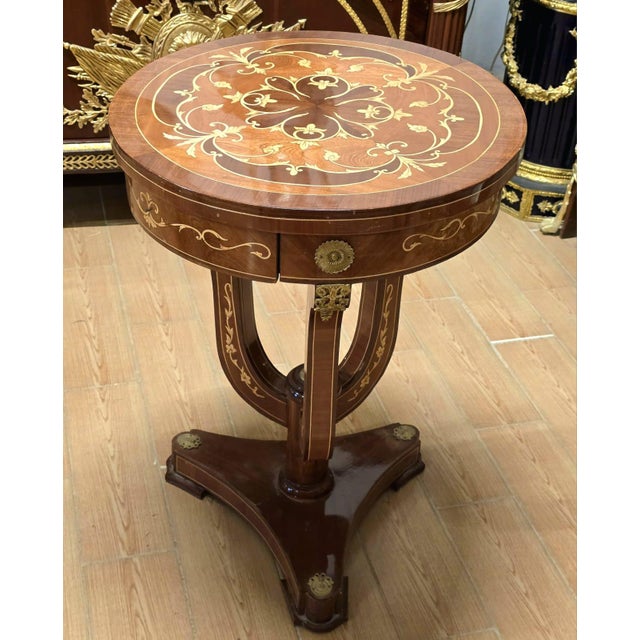 Traditional Regal French Empire Round Table With Intricate Marquetry Inlay & Pedestal Base For Sale - Image 3 of 3