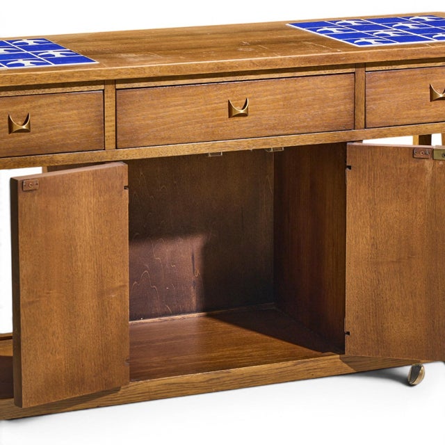 Broyhill Brasilia Mid Century Walnut Bird Tiles Bar Cart For Sale - Image 10 of 12